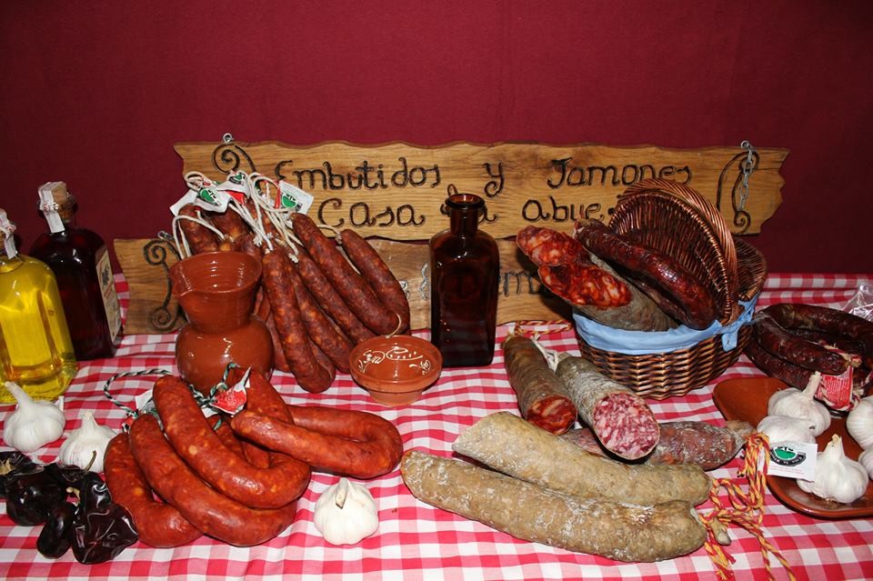 Casa La Abuela, el rincón de los embutidos ibéricos extremeños