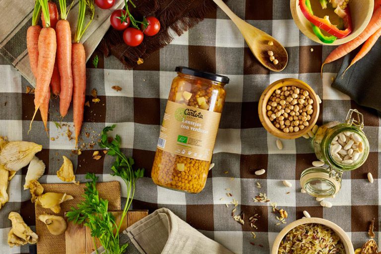 Carlota Organic transforma las recetas más tradicionales en guisos veganos