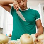 ¿Por qué lloramos al cortar cebolla?