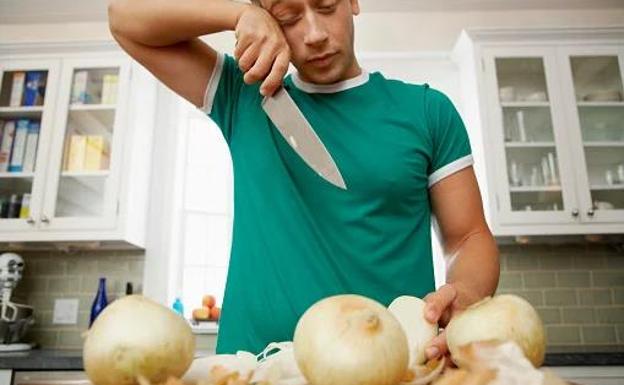 ¿Por qué lloramos al cortar cebolla?