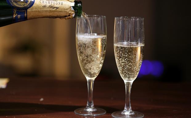 Cava y champagne: los mejores espumosos para brindar en Navidad