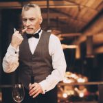 Los aromas del vino que debes conocer para ser un experto catador