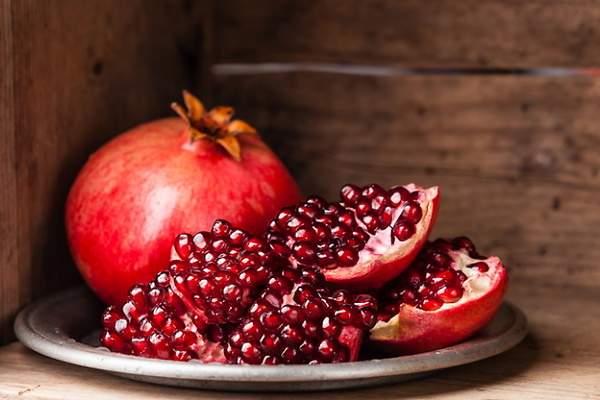 ¿Qué propiedades tiene la granada?