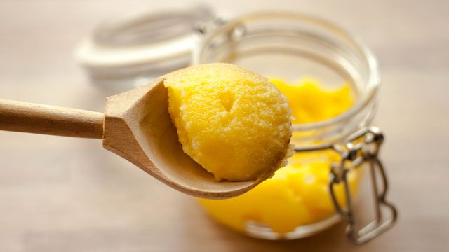 Qu’est-ce que le ghee ? Tout sur le produit tendance.