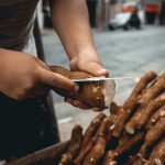 Kann man Maniok roh essen? Risiken und wie man ihn zubereitet