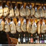 Comment choisir un jambon ibérique : bagues, étiquettes et conseils pour Noël